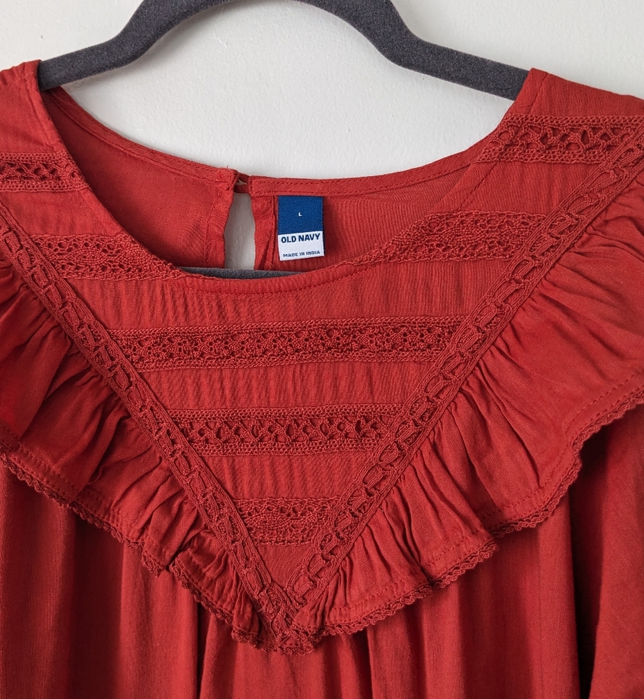 Old Navy Ruffle Neck Top - Picture 3 of 9